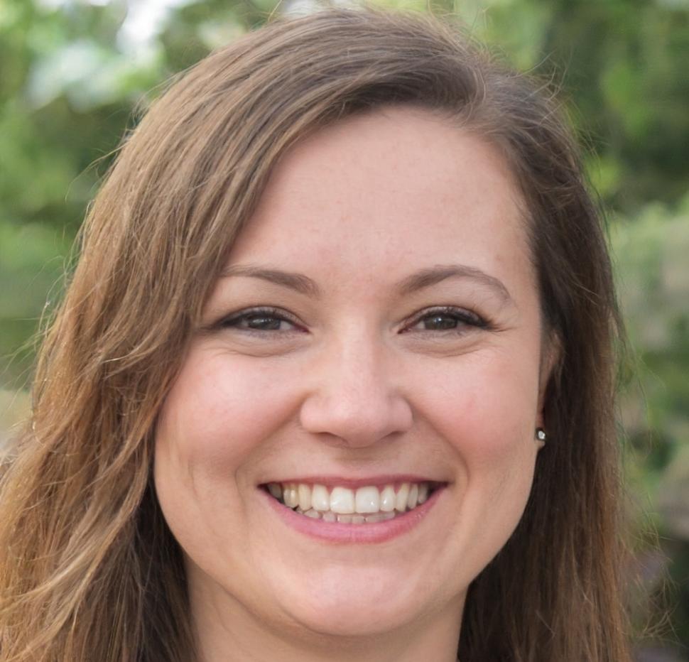 Saskia Thorsen, Senior Financial Analyst